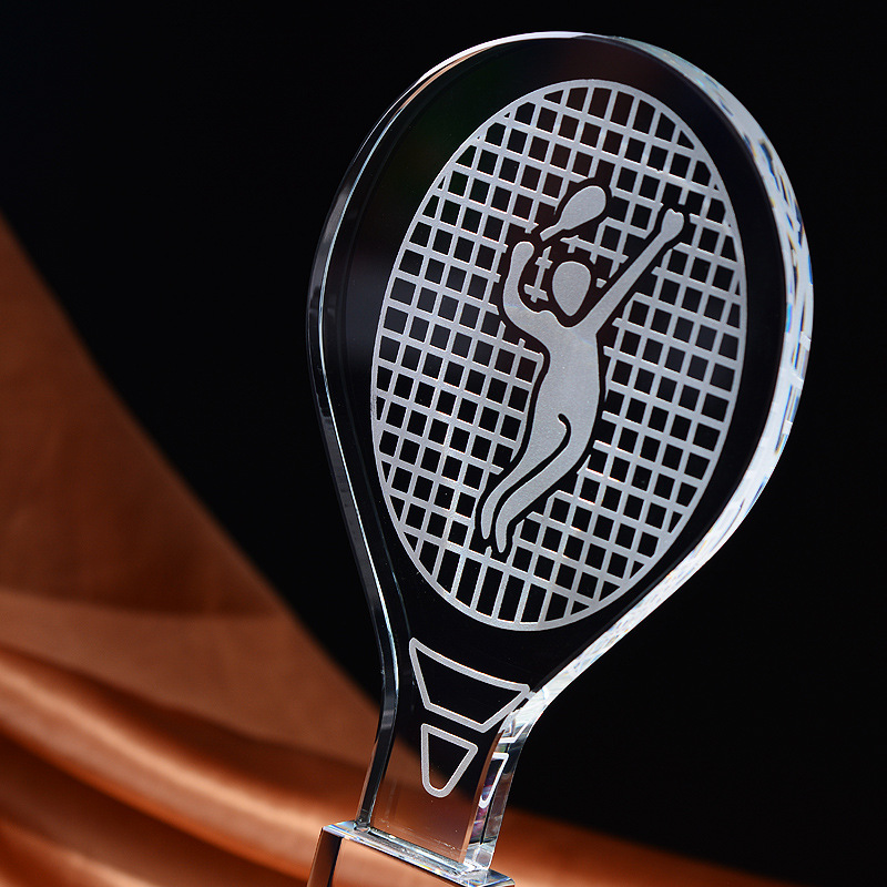 Troféu de cristal personalizad - Badminton Europe avaliação e preço